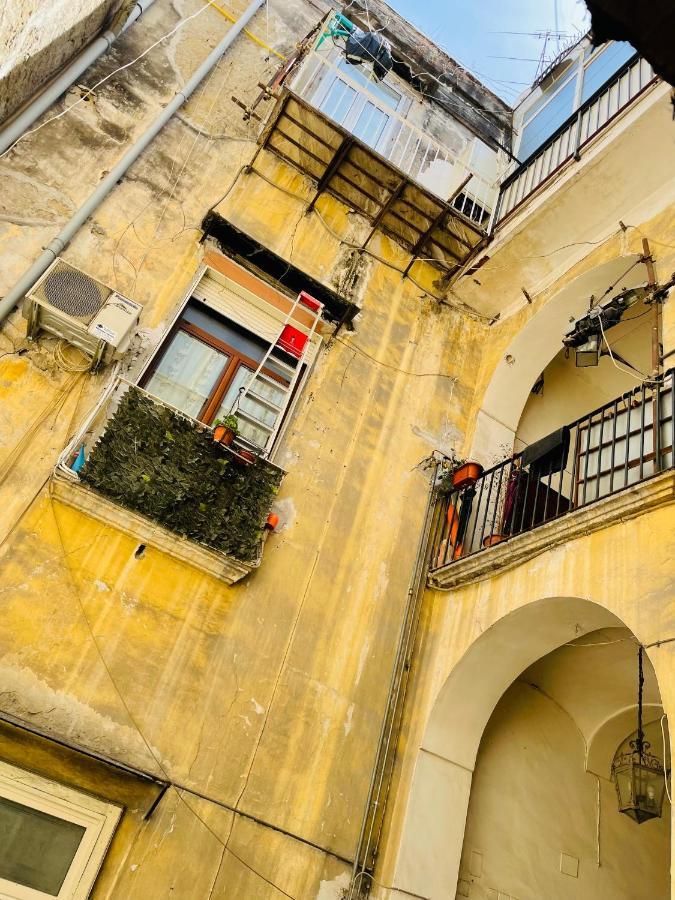 Bella Mbriana Rooms 那不勒斯 外观 照片